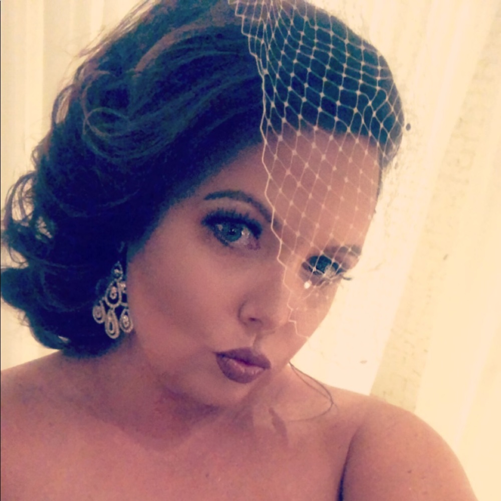 Meet your Posher, Alisha